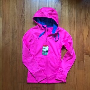 BNWT Pink Hooded North Face Jacket
